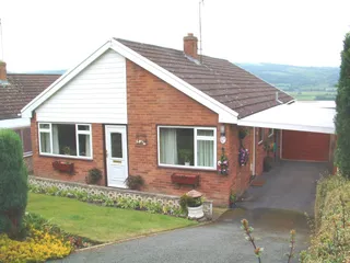 9_Bryn_Siriol__Welshpool.jpg