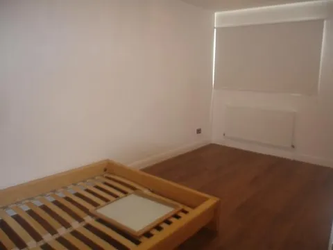 23_Suffolk_Road__Bedroom_1.jpg