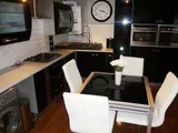 Stunning Lower Ground Floor Apartment (Investment Property!)
