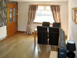 (NR) Dickson Drive, Irvine, KA12