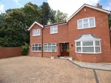 Charnwood Drive
Hartshill