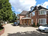 The Bishops Avenue, Hampstead Garden Suburb, London
