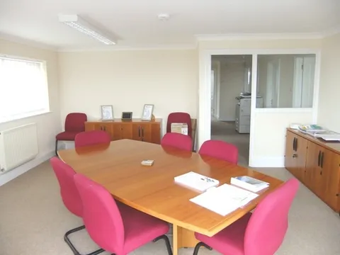 meeting_room_2.jpg