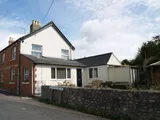 A CHARMING INDIVIDUAL 2/3 BEDROOM HOUSE IN THE VILLAGE OF MUSBURY