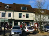ALRESFORD spacious newly created 1st floor flat in Broad Street