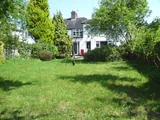 Walsingham Gardens, Stoneleigh KT19