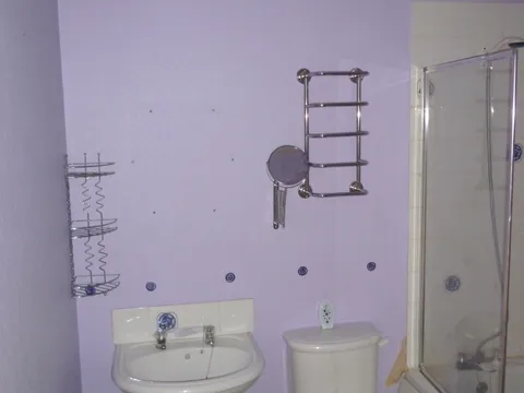 Bathroom_-_WC_Colne_Flats.jpg