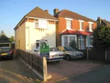 Old Charlton Road, Shepperton TW17