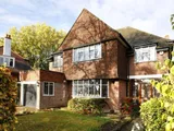 Kingsdowne Road, Surbiton, KT6