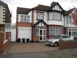 Rochester Gardens, Ilford IG1