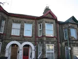 5, 41 Milton Road East