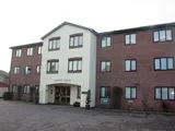 Castle Court, Castle Road
