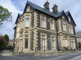 Savile Park Road, Halifax HX1