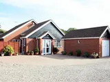 Alison Close, Lingwood