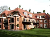 2 bedroom Ground Floor Apartment in South Ascot