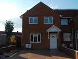 a Manor Road, Hayes, UB3
