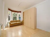 Garratt Lane, Earlsfield, London, SW18 4DX