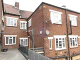 Bellegrove Parade, Welling DA16
