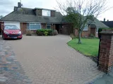 DETACHED TWO BEDROOM CHALET BUNGALOW WITH GARAGE & DRIVEWAY PARKING, GOOD SIZE REAR GARDEN WITH VIEWS OVER THE COUNTRYSI