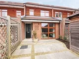 Compton, Winchester