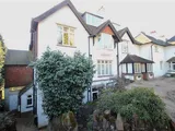 Portsmouth Road, Hindhead