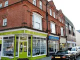 1 Bed Converted Flat Close to Town Centre
