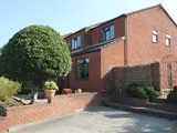 Watch House Road, Pill