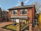 Western Road, Tring