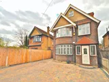 Uxbridge Road, Hampton TW12