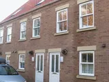Queen Street, Winterton