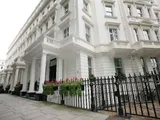London, SW7 - Stunning Charlesworth House Apartment With Secure Underground Parking.