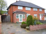 3 bedroom semi detached house with good condition located in residential area BR5