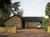 ASHTEAD/ LEATHEREAD