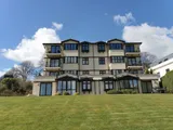 A 3 bedroom ground floor apartment enjoying sea and coastal views - Underhill Road, Torquay