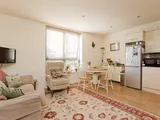 Bourne Hill, Palmers Green, London, N13