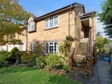 Lovatt Close         Carterton