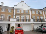 Thames Crescent, London