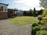 10 ROSSENDALE AVENUE - THORNTON CLEVELEYS - FY5 4NT