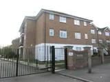 Chigwell Road, E18