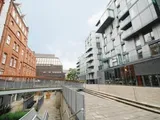Dickinson Court, Brewhouse Yard, London, EC1V 4JX, United Kingdom
