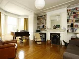 Muswell Hill Road, Muswell Hill