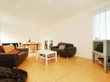 King's Mews, Clapham North