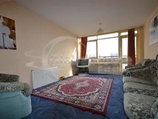 HF6261_GHE20000568_IMG_00.jpg
