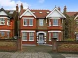 St Leonards Rd, London