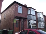 ** 3 BED FLAT WITH PRIVATE GARDEN ** Sackville Road, Heaton