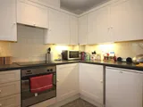 Broomhill Road, Putney