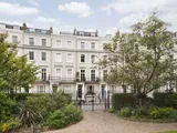 Royal Crescent, Holland Park