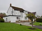 Southway, Guiseley, LS20