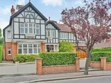 Monkhams Avenue, Woodford Green, IG8 0HB